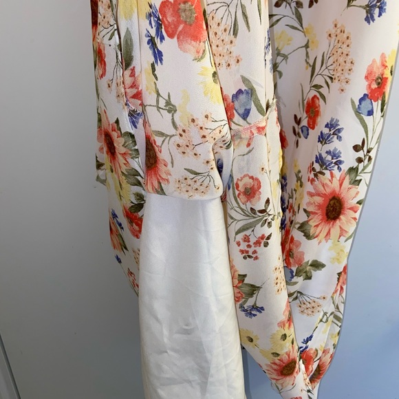 Forever 21 White Multicolor Flower Dress Size 0X - Picture 6 of 7